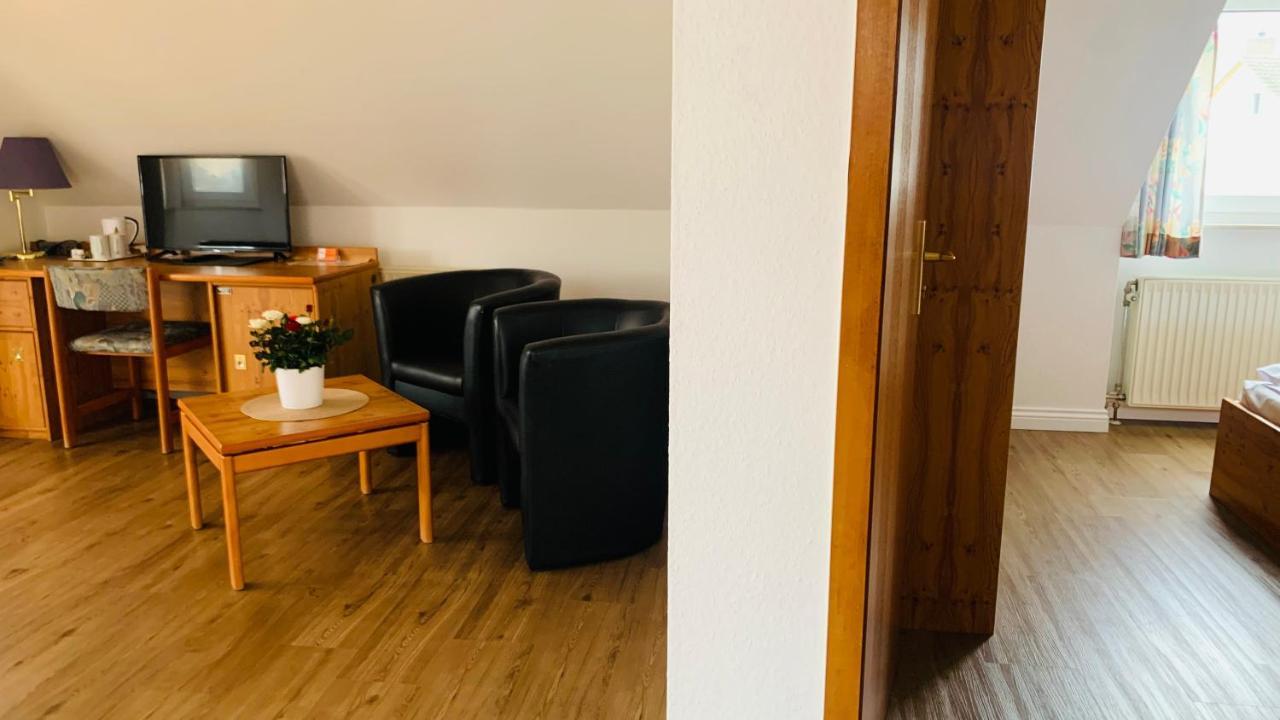 Hotel Garni Rosbach vor der Hohe ภายนอก รูปภาพ